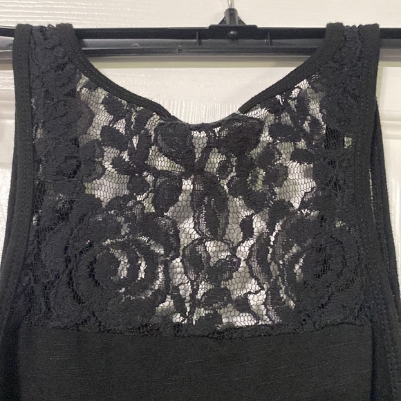 Maurice’s Cross Tank Top - Picture 6 of 8